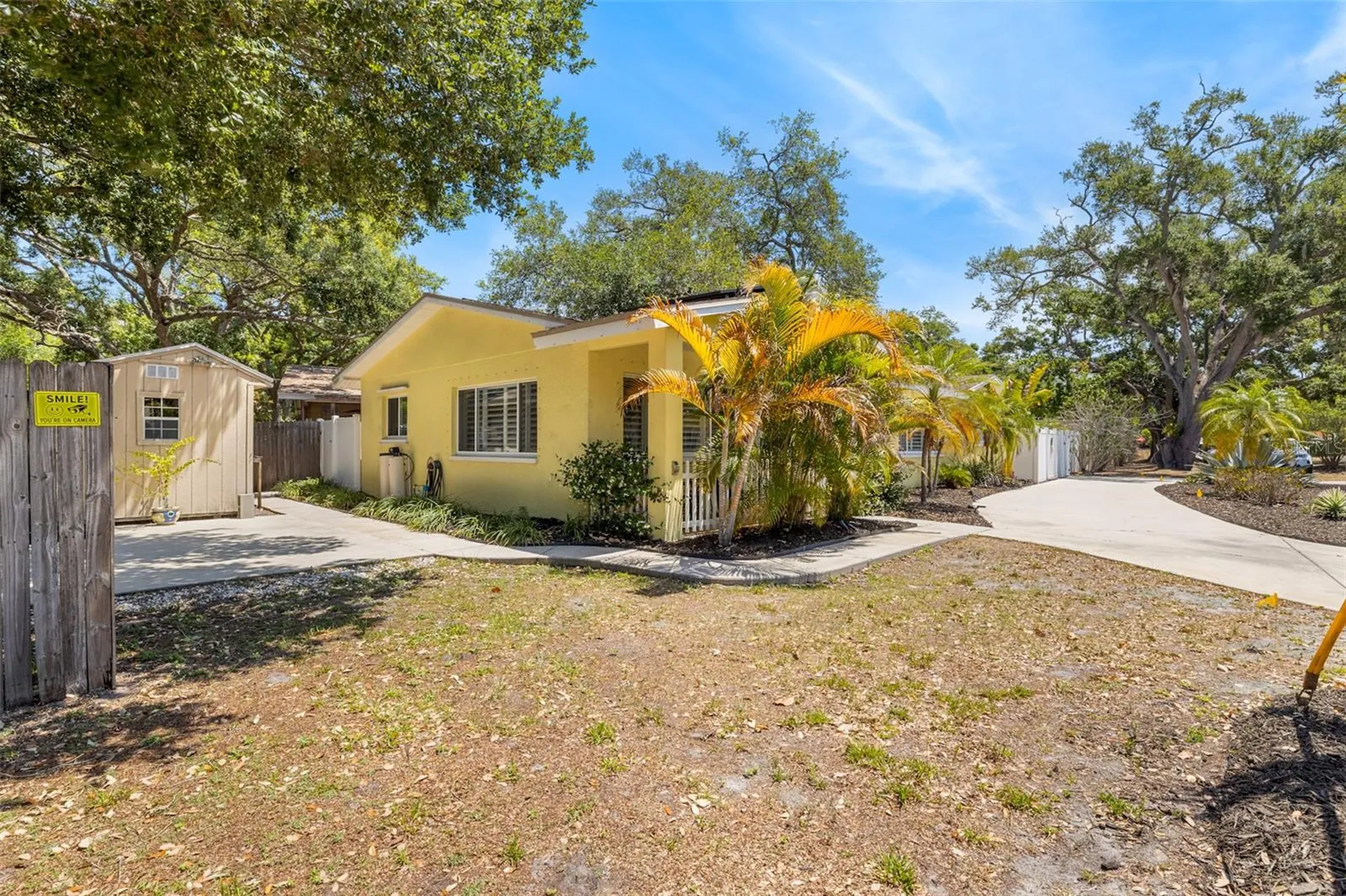 8187 23rd Avenue N St Petersburg FL 33710