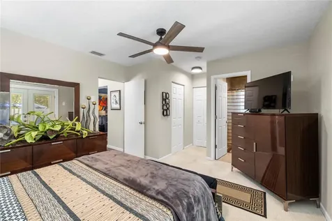 8187 23rd Avenue N St Petersburg FL 33710
