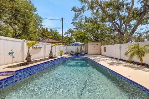 8187 23rd Avenue N St Petersburg FL 33710