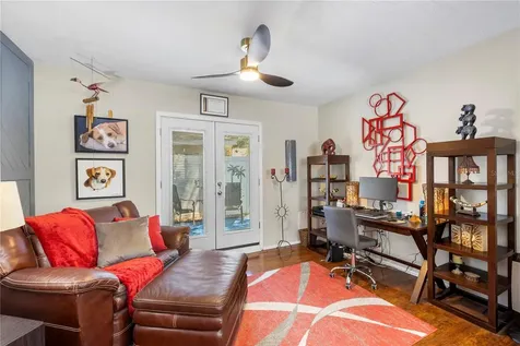 8187 23rd Avenue N St Petersburg FL 33710