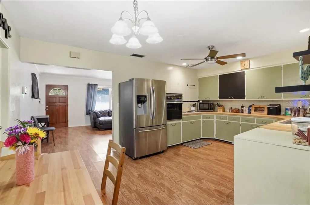 304 42nd Street W Bradenton FL 34209