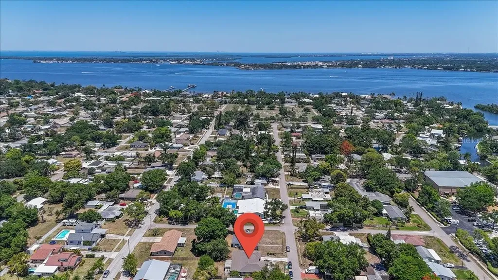 304 42nd Street W Bradenton FL 34209