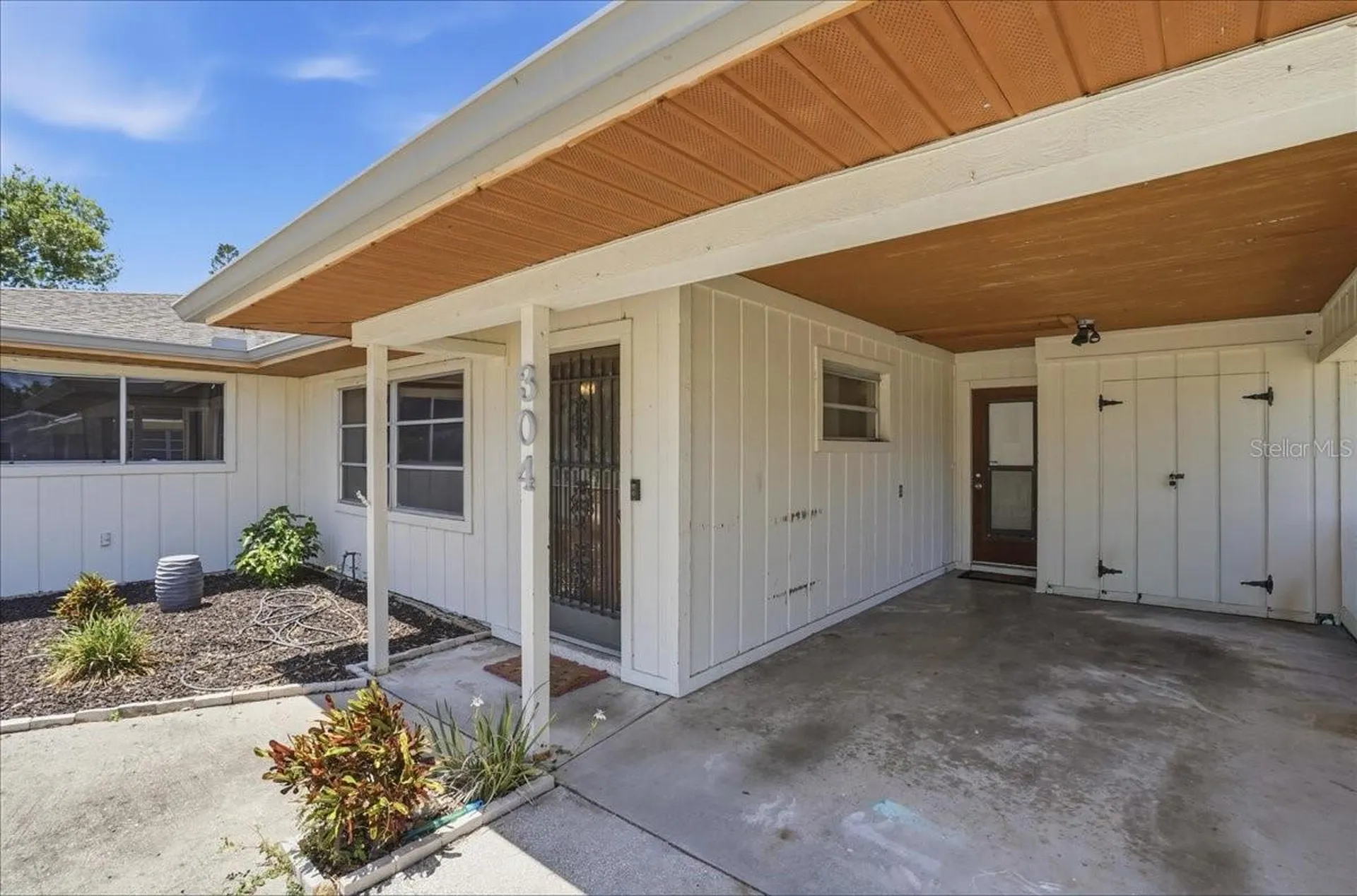 304 42nd Street W Bradenton FL 34209
