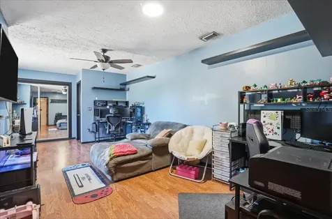 304 42nd Street W Bradenton FL 34209