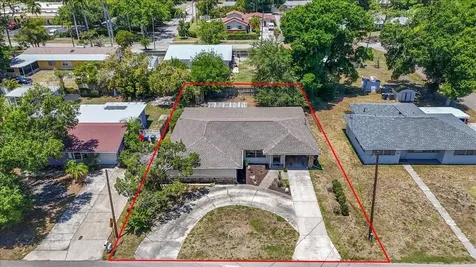 304 42nd Street W Bradenton FL 34209