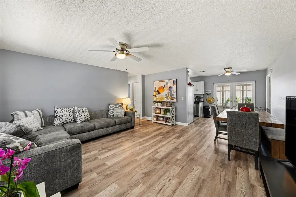 5106 Chatsworth Avenue Tampa FL 33625