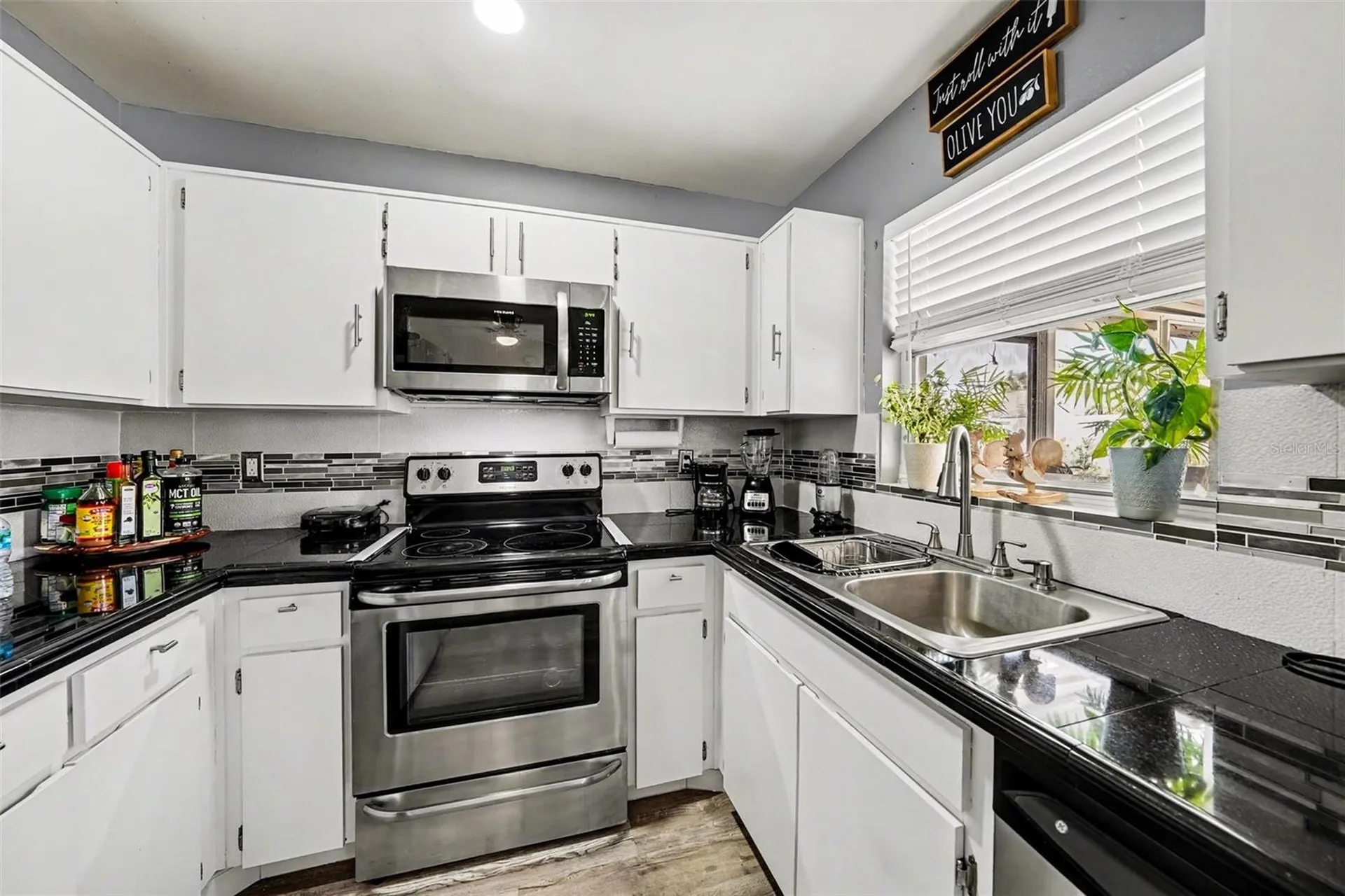 5106 Chatsworth Avenue Tampa FL 33625