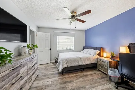 5106 Chatsworth Avenue Tampa FL 33625