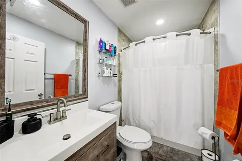 5106 Chatsworth Avenue Tampa FL 33625