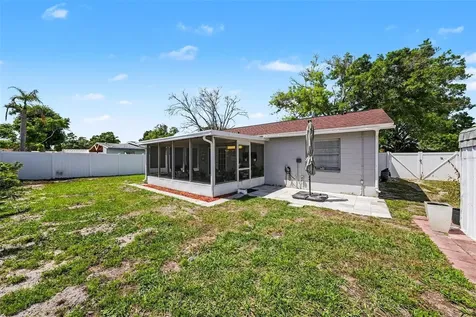 5106 Chatsworth Avenue Tampa FL 33625