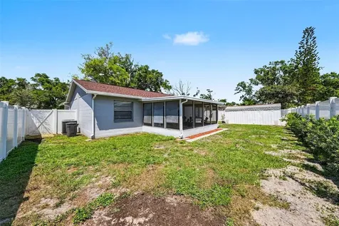 5106 Chatsworth Avenue Tampa FL 33625