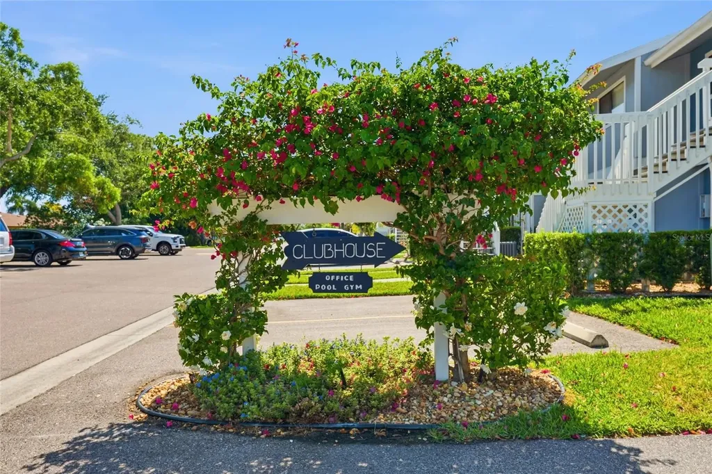 6033 34th Street W Bradenton FL 34210