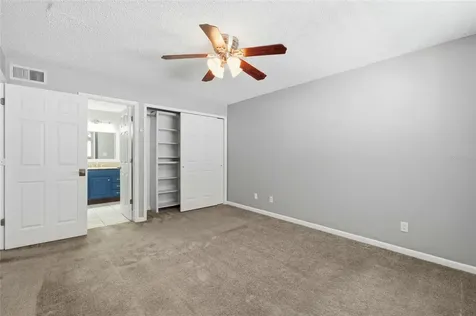 6033 34th Street W Bradenton FL 34210