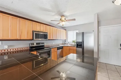 6033 34th Street W Bradenton FL 34210