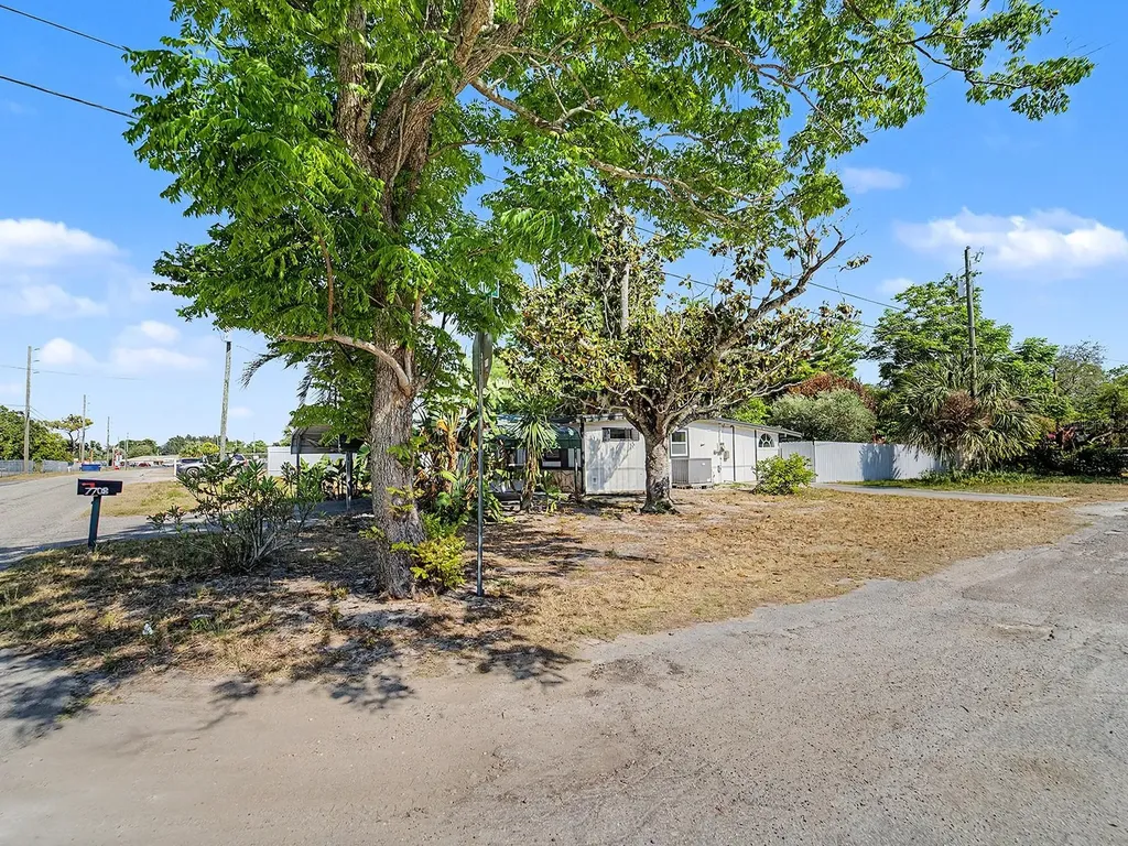 7708 Maryland Avenue Hudson FL 34667
