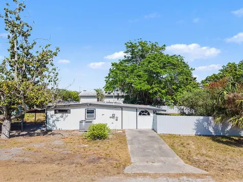 7708 Maryland Avenue Hudson FL 34667