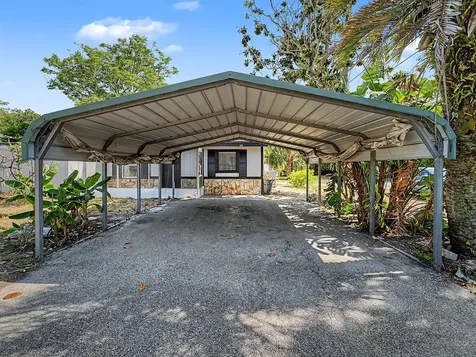7708 Maryland Avenue Hudson FL 34667