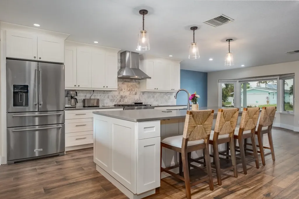 11400 8th Street E Treasure Island FL 33706