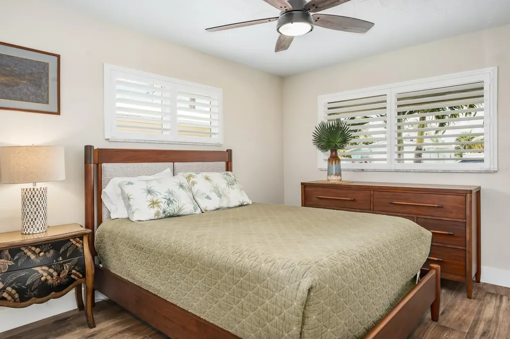 11400 8th Street E Treasure Island FL 33706