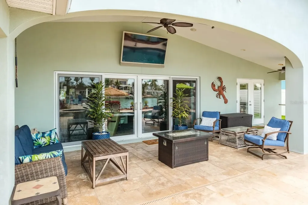 11400 8th Street E Treasure Island FL 33706