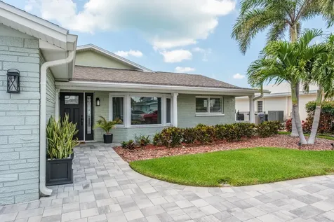 11400 8th Street E Treasure Island FL 33706