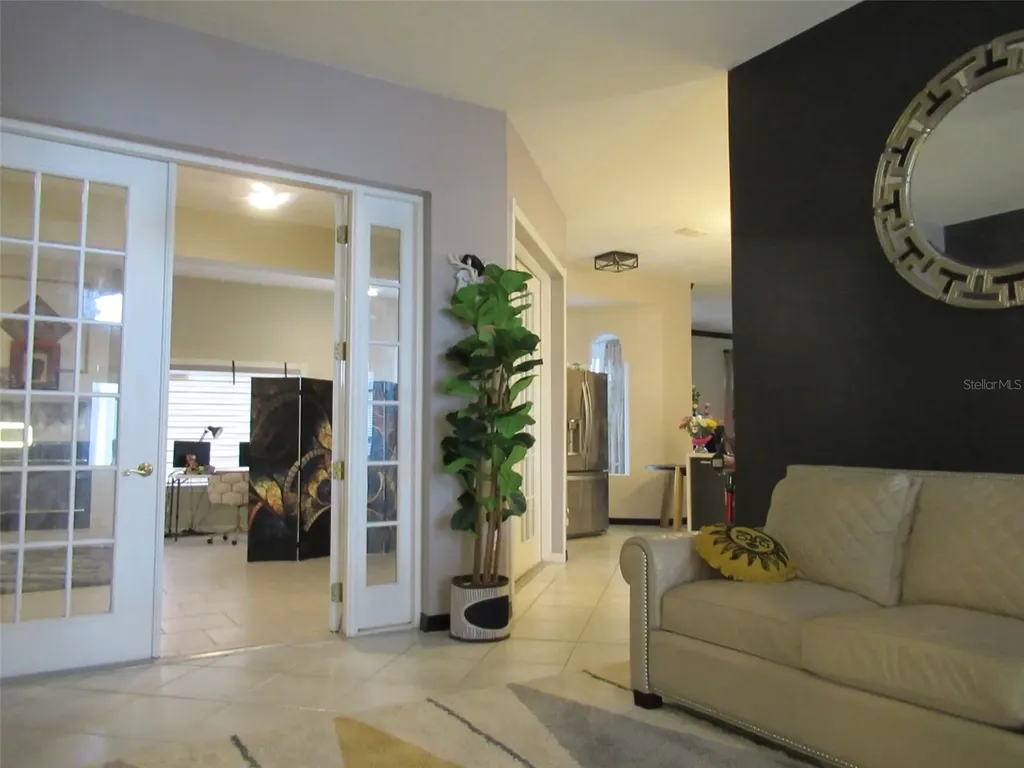 1043 W Seagate Drive Deltona FL 32725