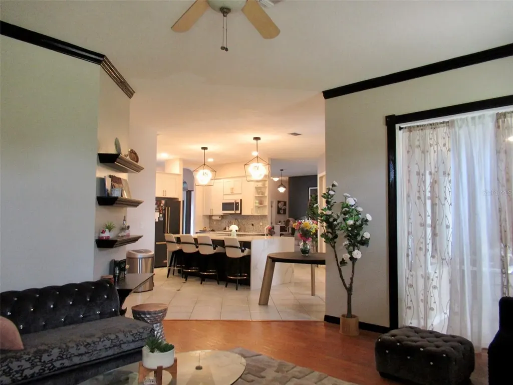 1043 W Seagate Drive Deltona FL 32725