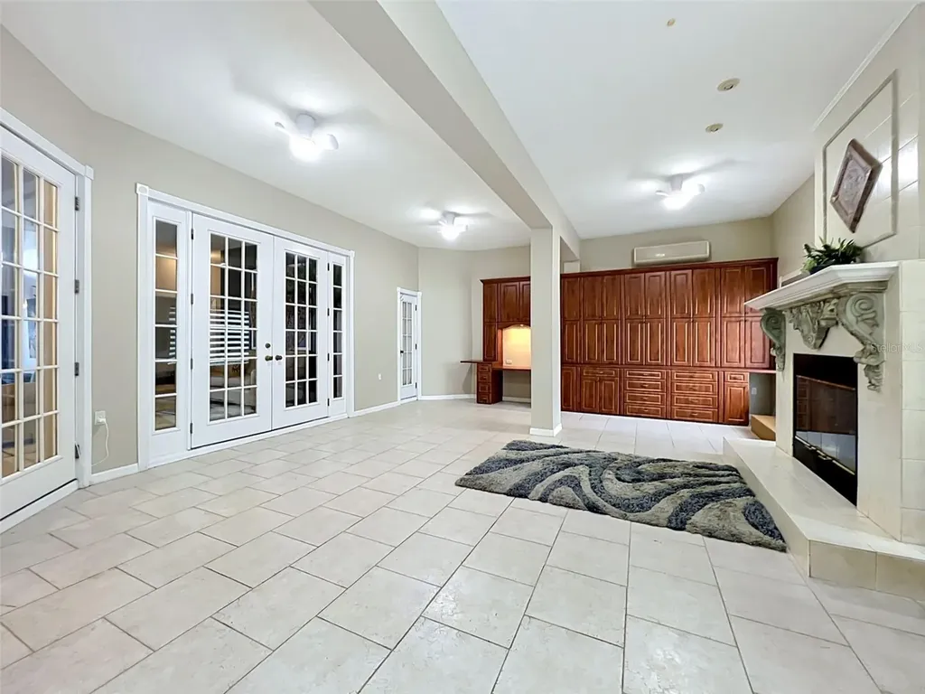 1043 W Seagate Drive Deltona FL 32725