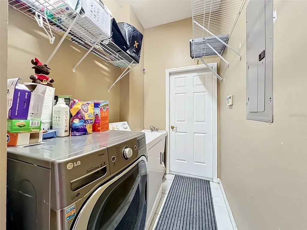 1043 W Seagate Drive Deltona FL 32725