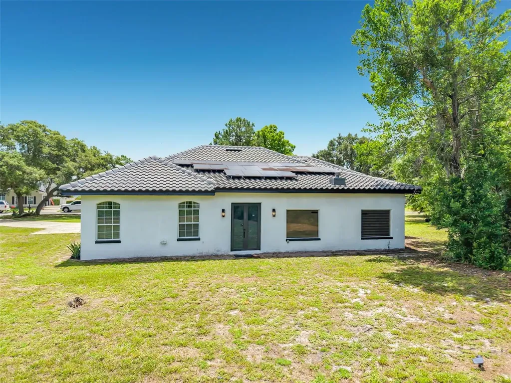1043 W Seagate Drive Deltona FL 32725