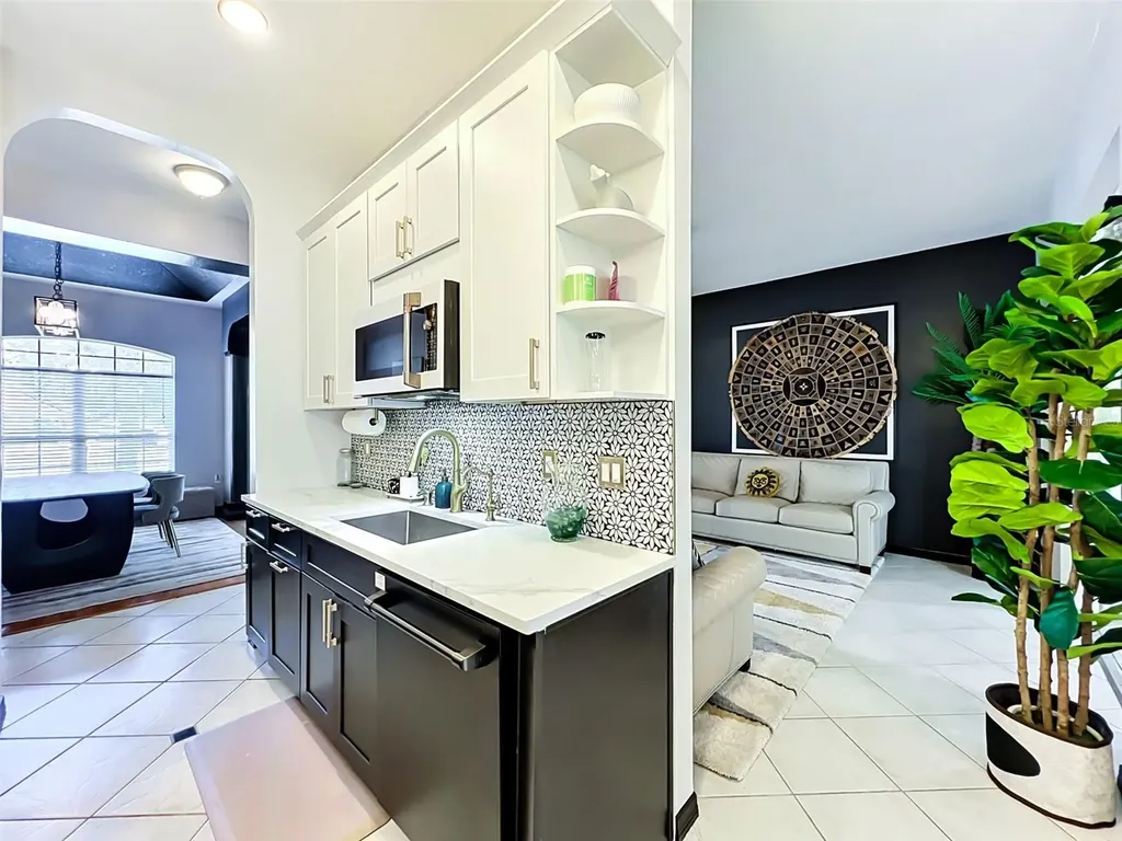 1043 W Seagate Drive Deltona FL 32725