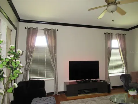 1043 W Seagate Drive Deltona FL 32725