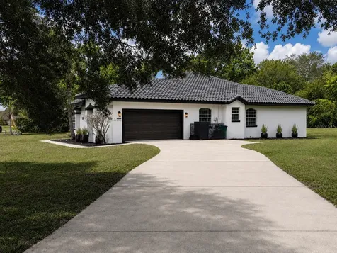 1043 W Seagate Drive Deltona FL 32725