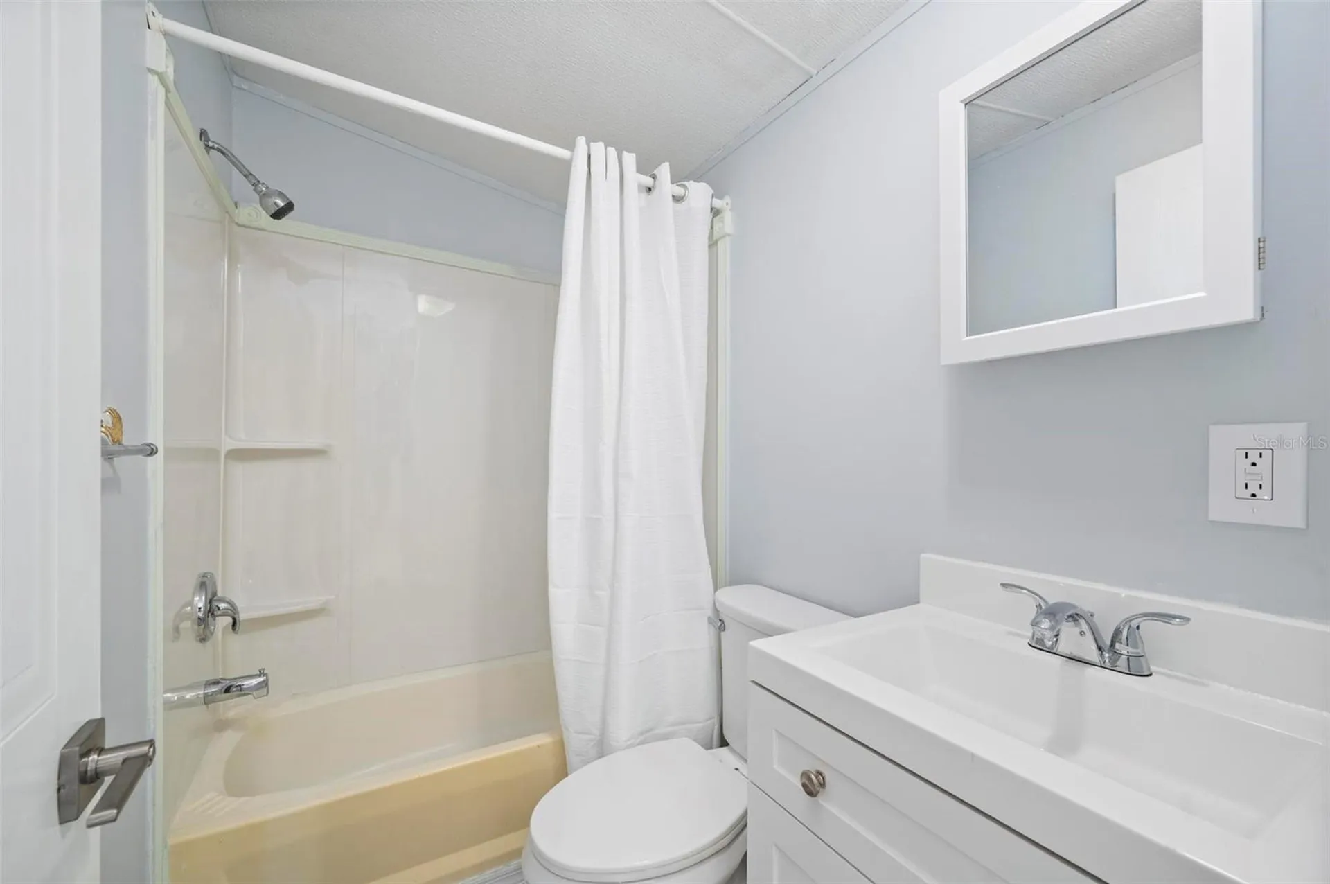 1000 Kings Highway Port Charlotte FL 33980