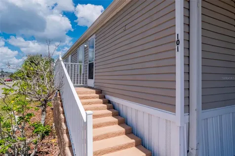 1000 Kings Highway Port Charlotte FL 33980