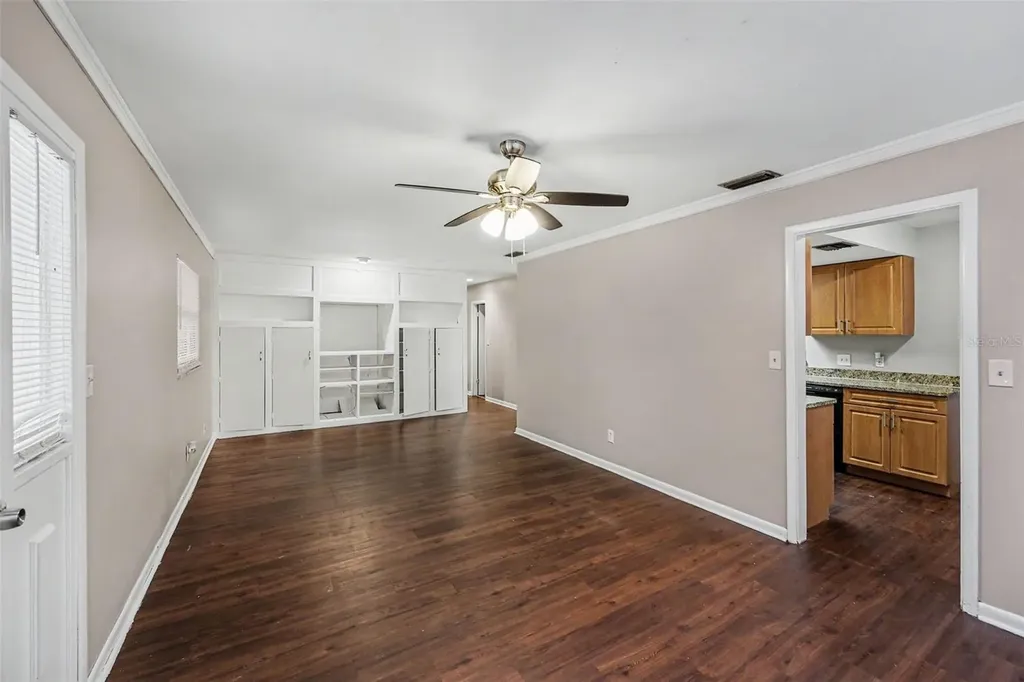 14706 Carnation Drive Tampa FL 33613