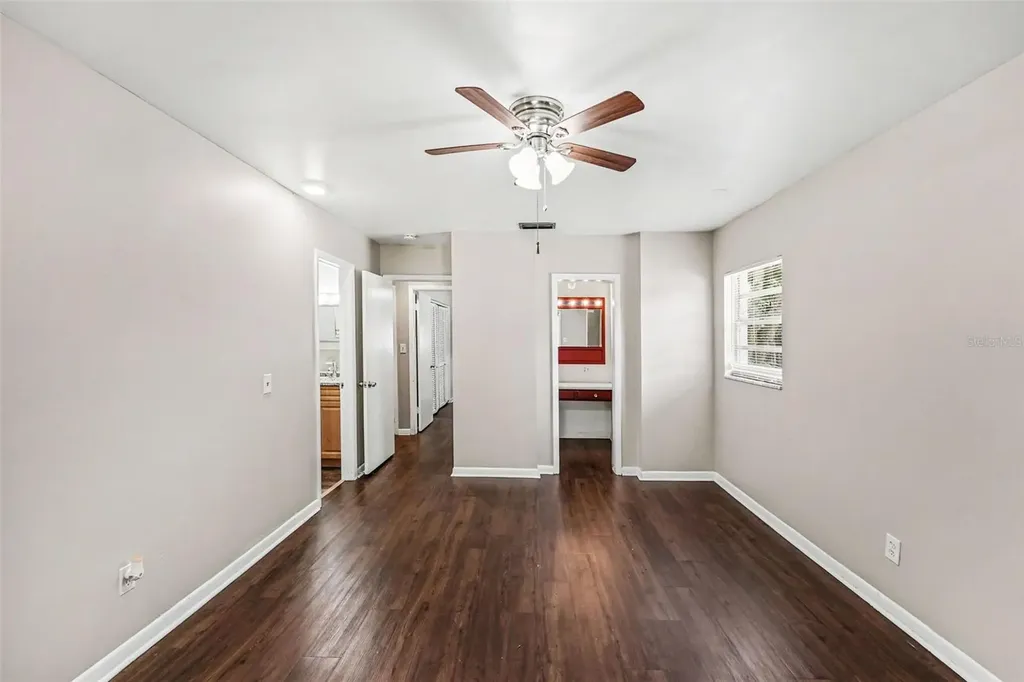 14706 Carnation Drive Tampa FL 33613