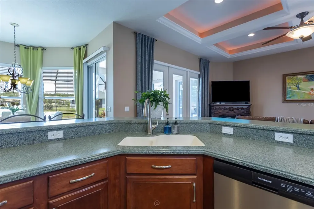 6 S Lakewalk Drive Palm Coast FL 32137