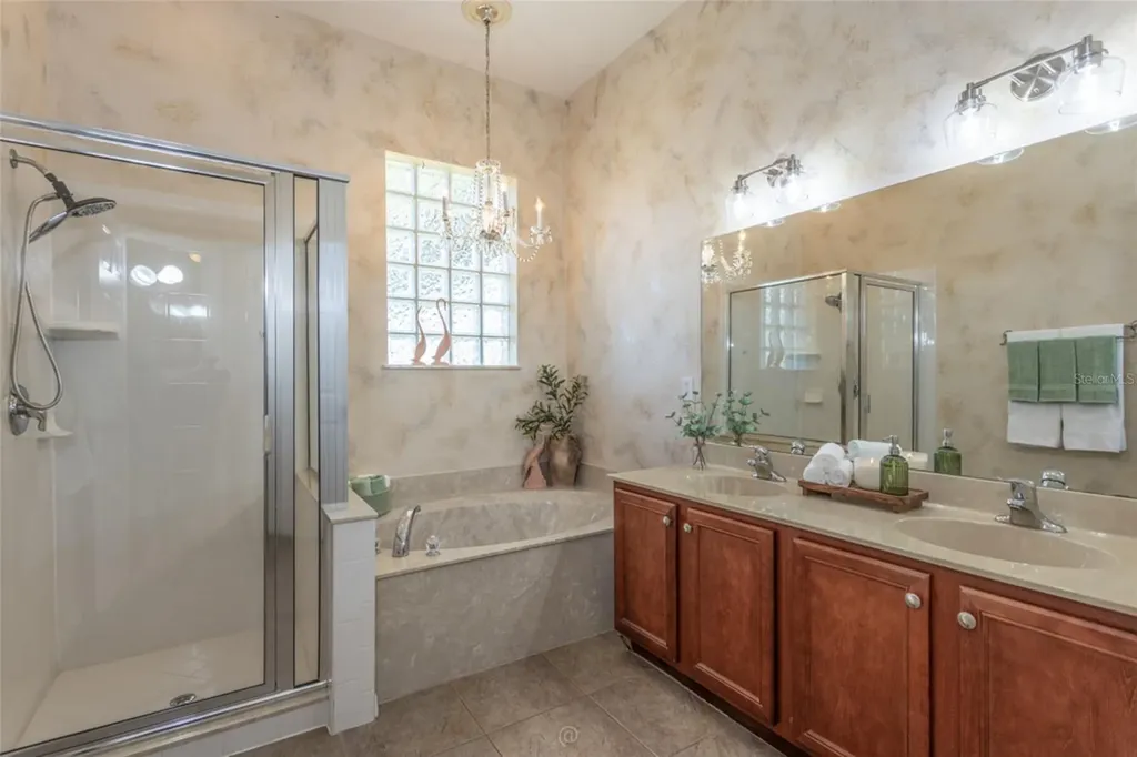 6 S Lakewalk Drive Palm Coast FL 32137