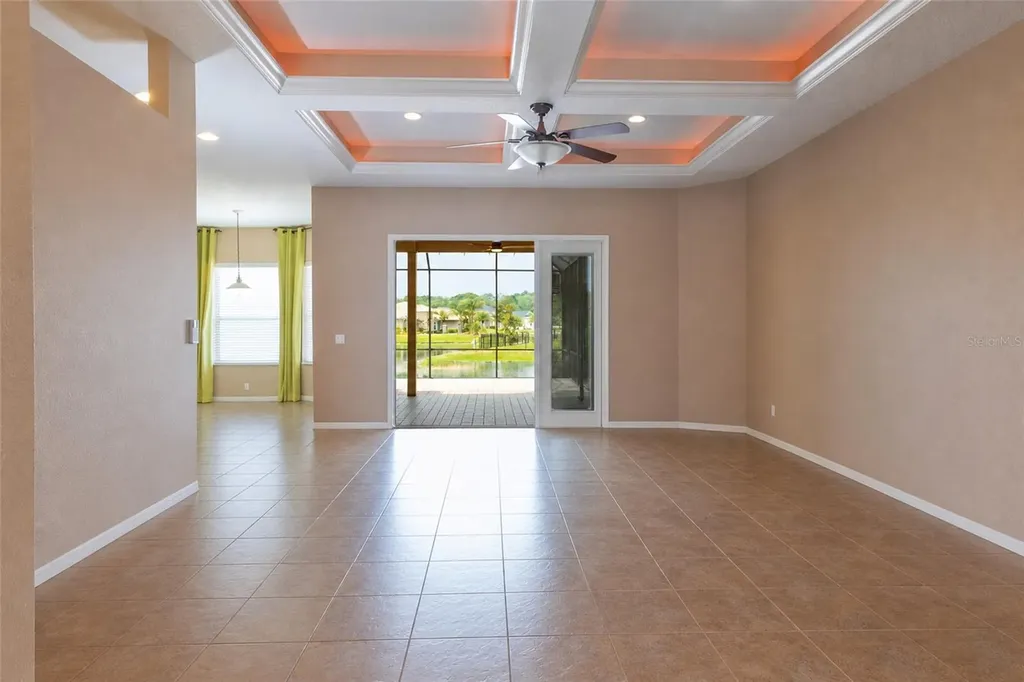6 S Lakewalk Drive Palm Coast FL 32137