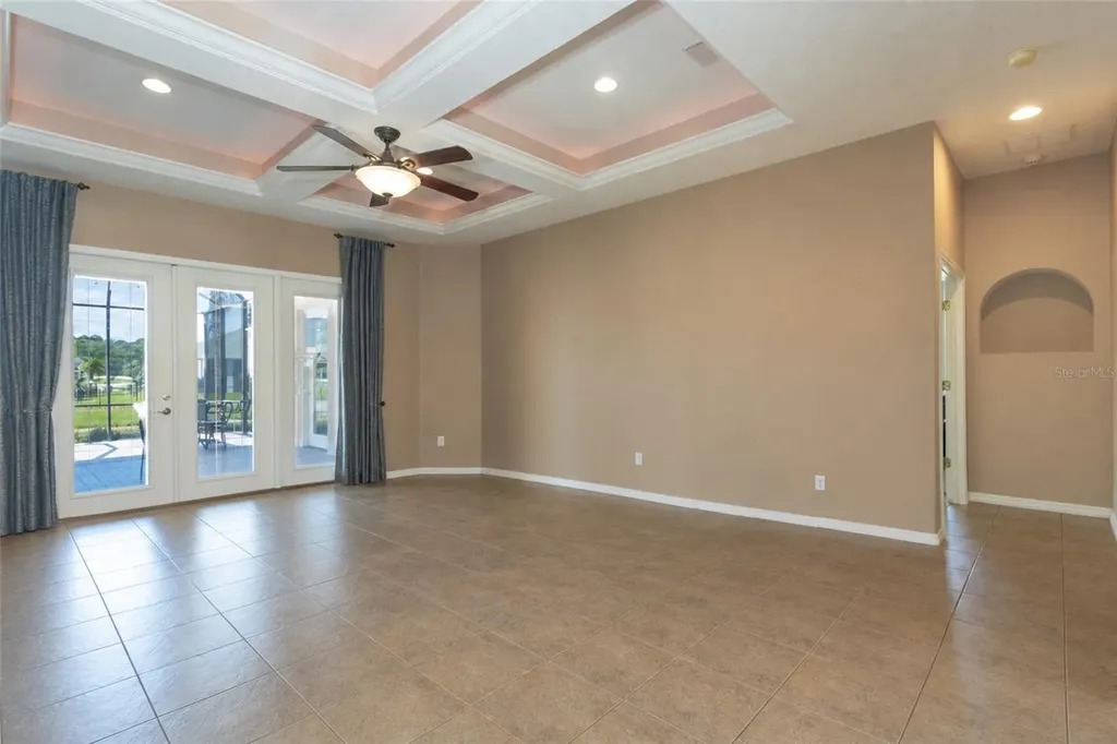 6 S Lakewalk Drive Palm Coast FL 32137