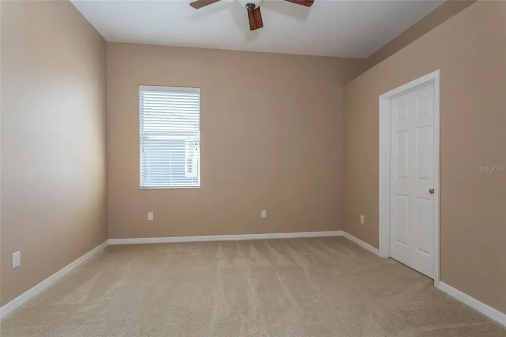 6 S Lakewalk Drive Palm Coast FL 32137