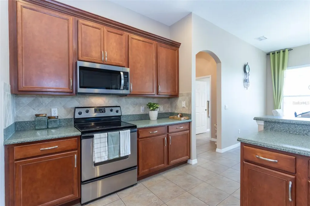 6 S Lakewalk Drive Palm Coast FL 32137
