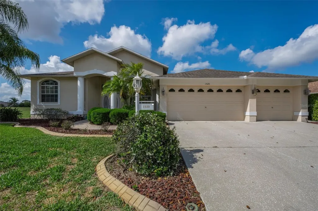1520 Winding Willow Drive Trinity FL 34655