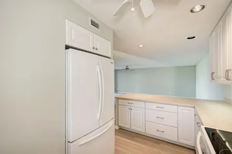 4660 Ocean Boulevard Sarasota FL 34242