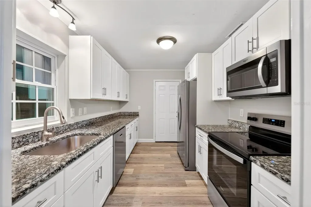 34125 S Haines Creek Road Leesburg FL 34788