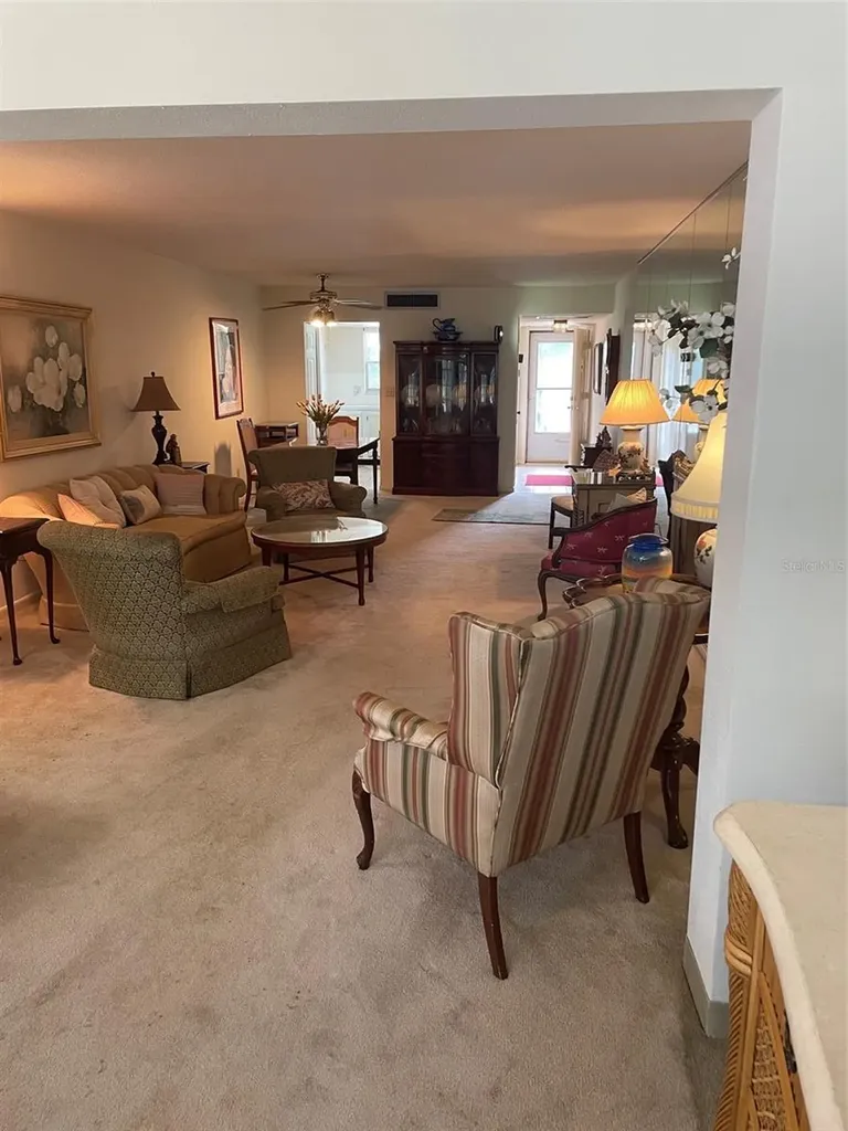 5880 38th Avenue N St Petersburg FL 33710