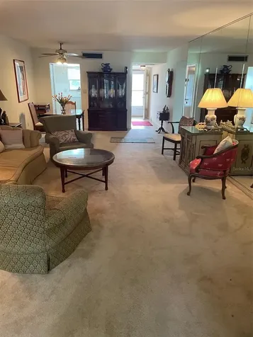 5880 38th Avenue N St Petersburg FL 33710