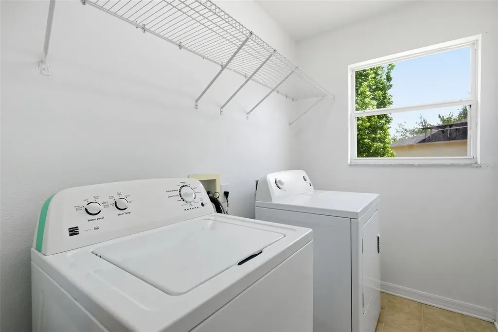 2631 Queen Alberta Drive Valrico FL 33596