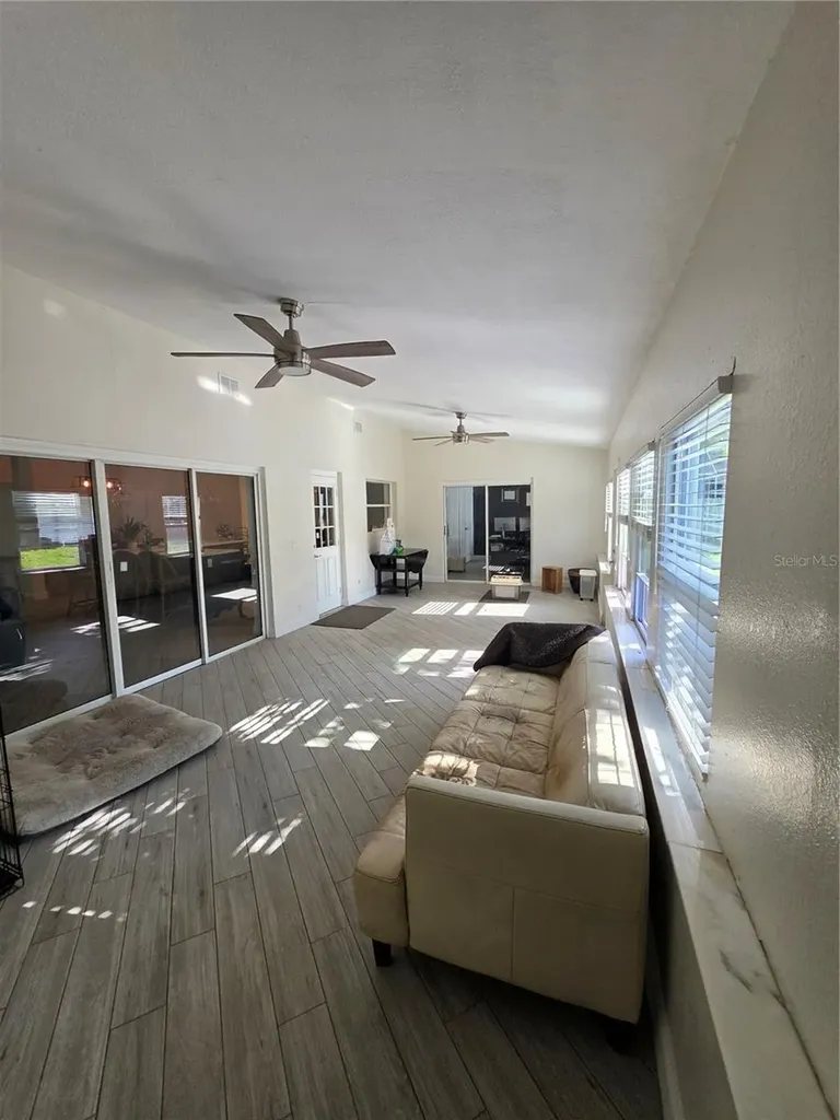10158 Brandon Circle Orlando FL 32836